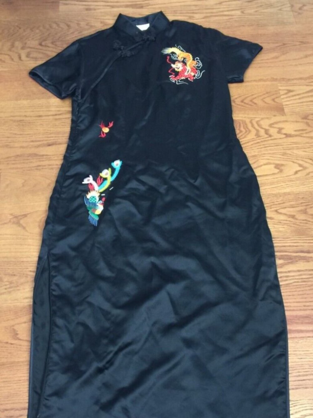 VINTAGE YI FANG CHEONGSAM DRESS SIZE 44 M 38x56 EMBROIDERED DRAGON BLACK SATIN
